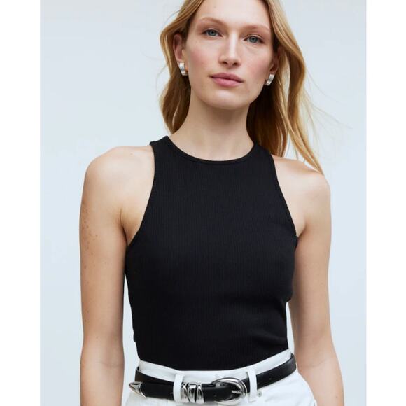 Highneck Tank With Shelf Bra in Sleekhold - Picture 5 of 6